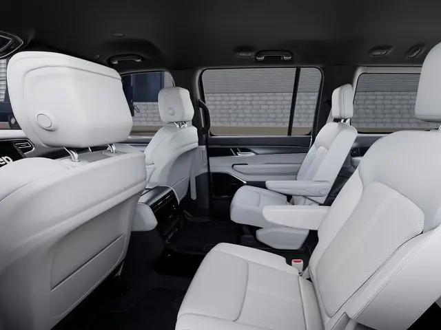 2026 Jeep Grand Wagoneer 4x2