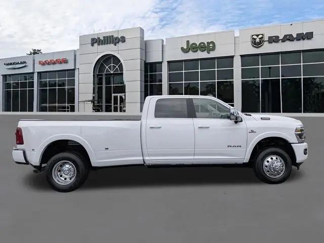 2026 Ram 3500 Limited Longhorn Crew Cab 4x4 8' Box