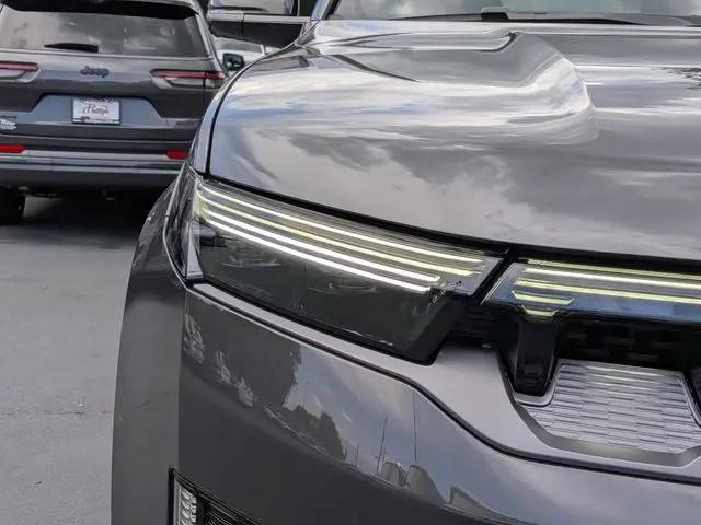 2026 Jeep Grand Wagoneer Upland 4x4