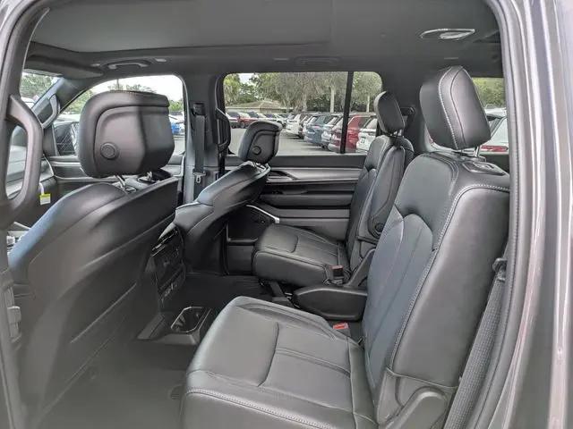2026 Jeep Grand Wagoneer Upland 4x4
