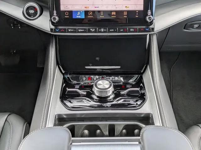 2026 Jeep Grand Wagoneer Upland 4x4