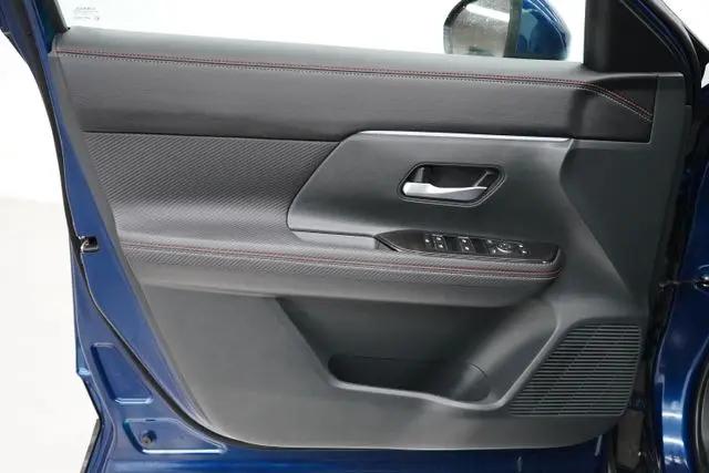 2025 Nissan Kicks SR Intelligent AWD