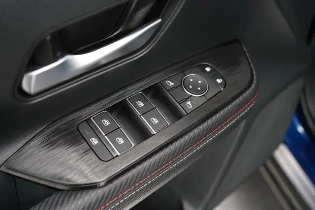 2025 Nissan Kicks SR Intelligent AWD