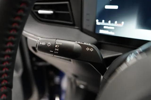 2025 Nissan Kicks SR Intelligent AWD