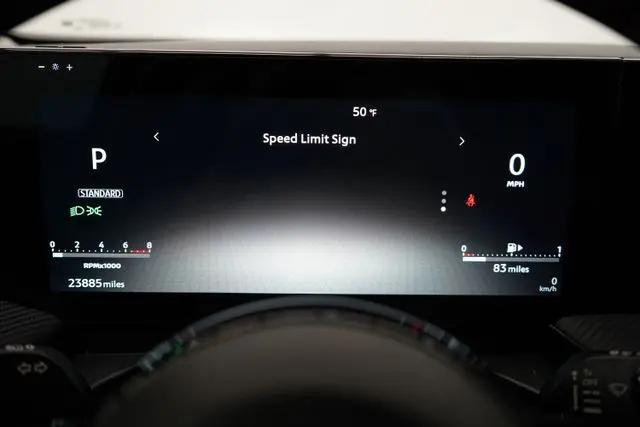 2025 Nissan Kicks SR Intelligent AWD