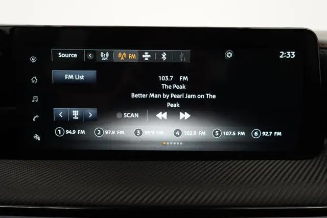 2025 Nissan Kicks SR Intelligent AWD