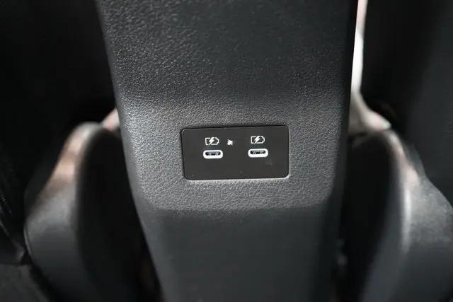 2025 Nissan Kicks SR Intelligent AWD