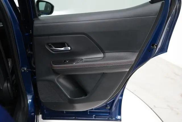 2025 Nissan Kicks SR Intelligent AWD