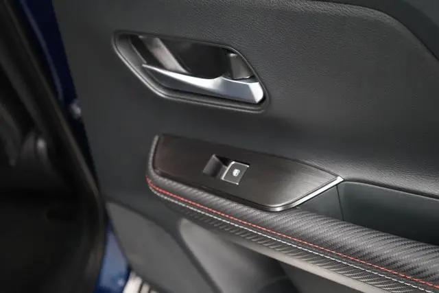 2025 Nissan Kicks SR Intelligent AWD