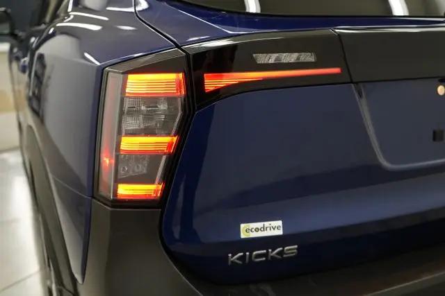 2025 Nissan Kicks SR Intelligent AWD
