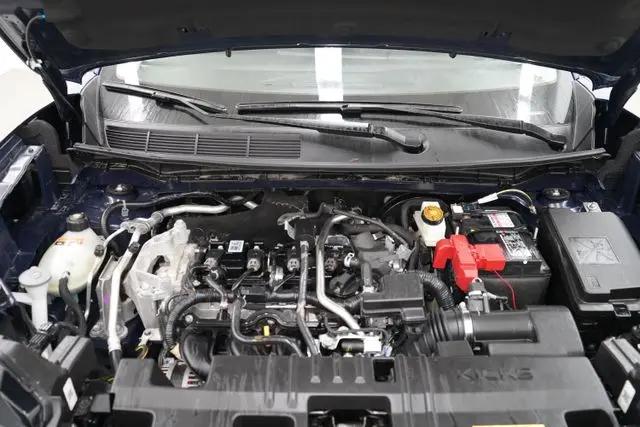 2025 Nissan Kicks SR Intelligent AWD