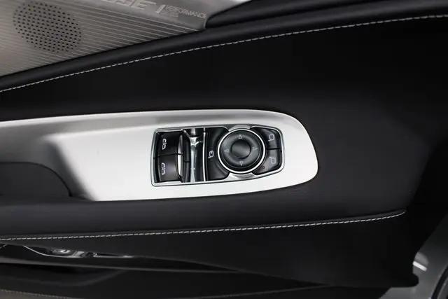 2023 Chevrolet Corvette Stingray RWD Coupe 2LT