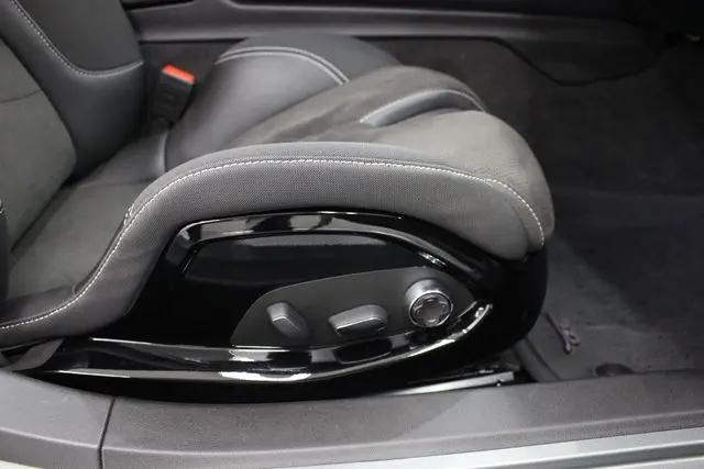 2023 Chevrolet Corvette Stingray RWD Coupe 2LT