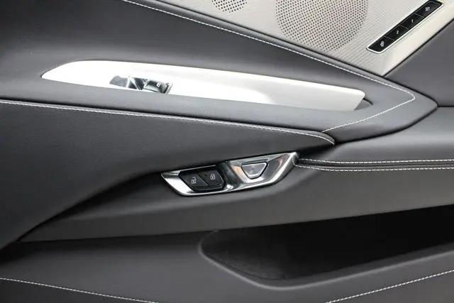 2023 Chevrolet Corvette Stingray RWD Coupe 2LT