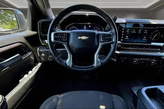2023 Chevrolet Silverado 1500 4WD Crew Cab Standard Bed LT