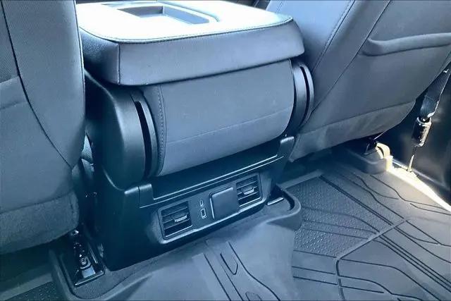 2023 Chevrolet Silverado 1500 4WD Crew Cab Standard Bed LT