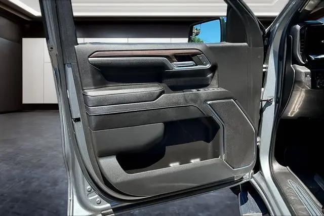 2023 Chevrolet Silverado 1500 4WD Crew Cab Standard Bed LT