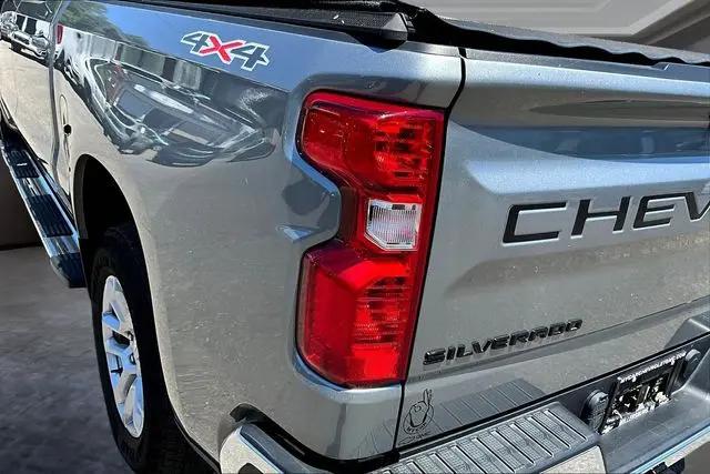 2023 Chevrolet Silverado 1500 4WD Crew Cab Standard Bed LT
