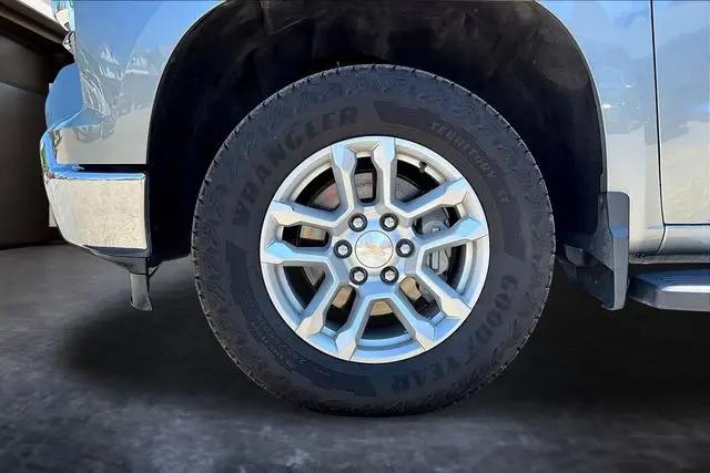 2023 Chevrolet Silverado 1500 4WD Crew Cab Standard Bed LT