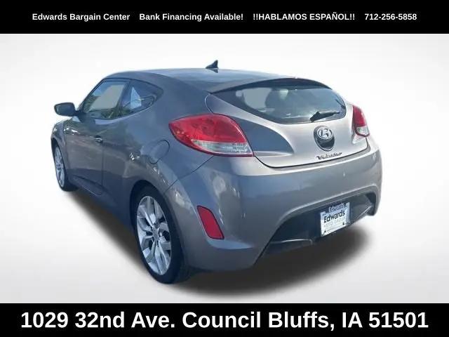 2012 Hyundai Veloster Base w/Black
