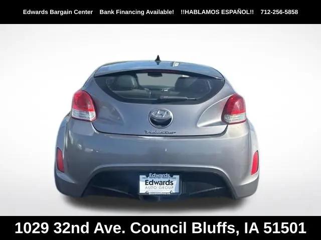 2012 Hyundai Veloster Base w/Black