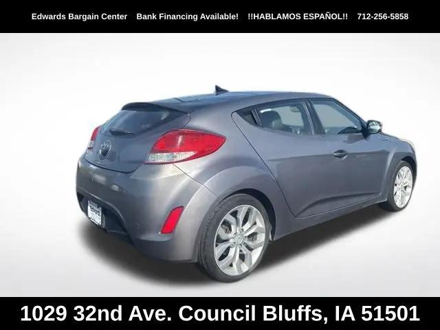 2012 Hyundai Veloster Base w/Black