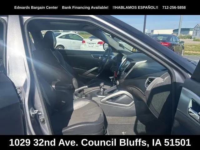 2012 Hyundai Veloster Base w/Black