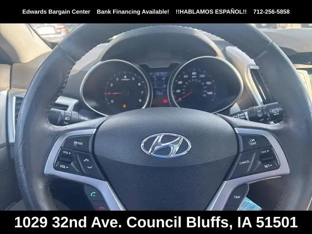 2012 Hyundai Veloster Base w/Black