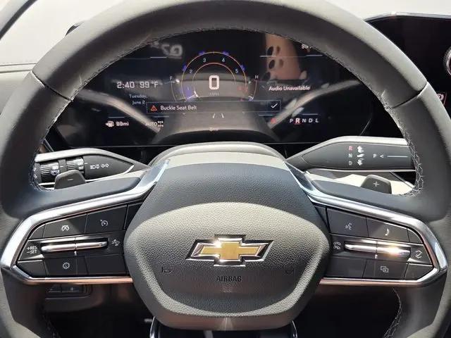 2026 Chevrolet Suburban LS, 4WD