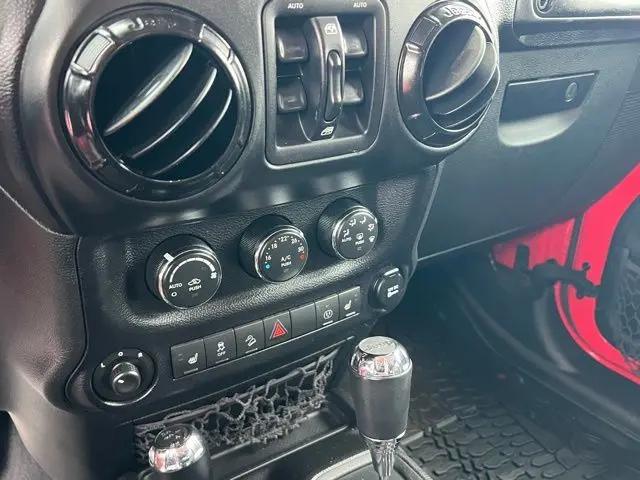 2015 Jeep Wrangler Unlimited Sahara