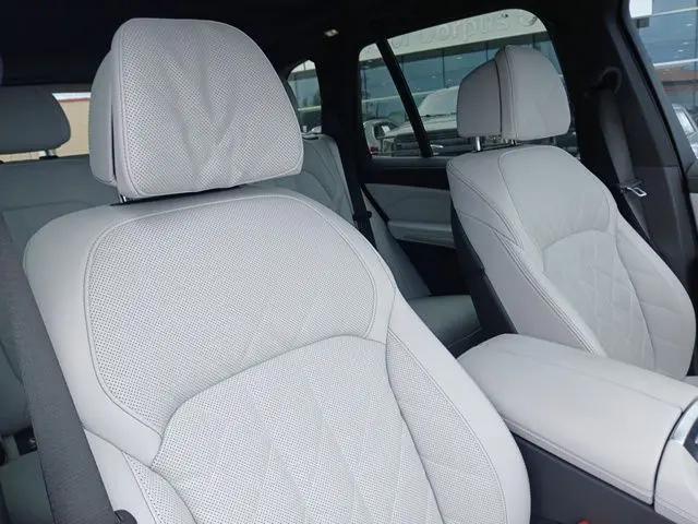 2025 BMW X5 sDrive40i