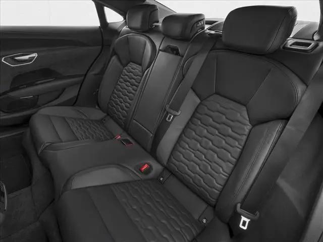 2026 Audi e-tron GT Prestige quattro