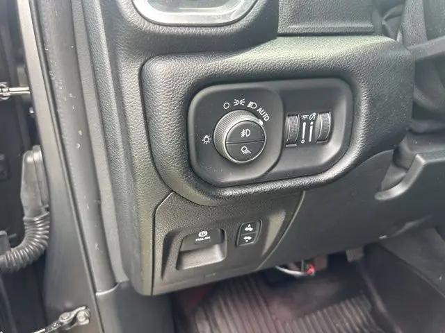 2021 Ram 1500 Laramie Crew Cab 4x4 5'7" Box
