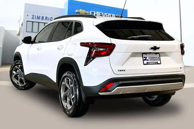 2026 Chevrolet Trax FWD LT