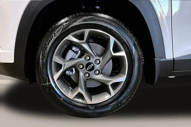 2026 Chevrolet Trax FWD LT
