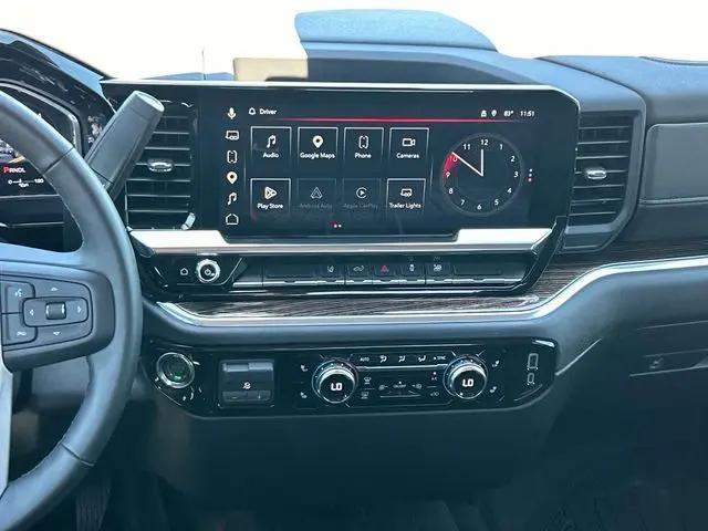 2026 GMC Sierra 2500HD Crew Cab, Standard Bed, SLE, 4WD