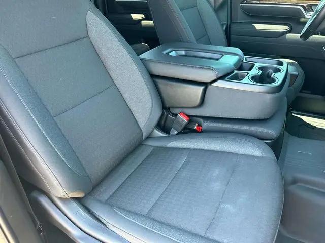 2026 GMC Sierra 2500HD Crew Cab, Standard Bed, SLE, 4WD