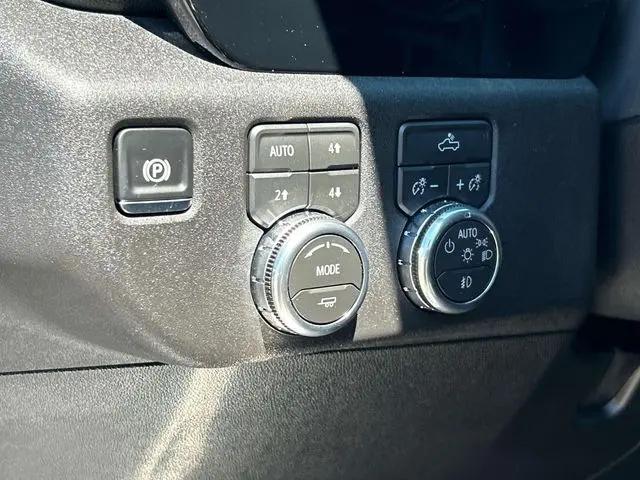 2026 GMC Sierra 2500HD Crew Cab, Standard Bed, SLE, 4WD