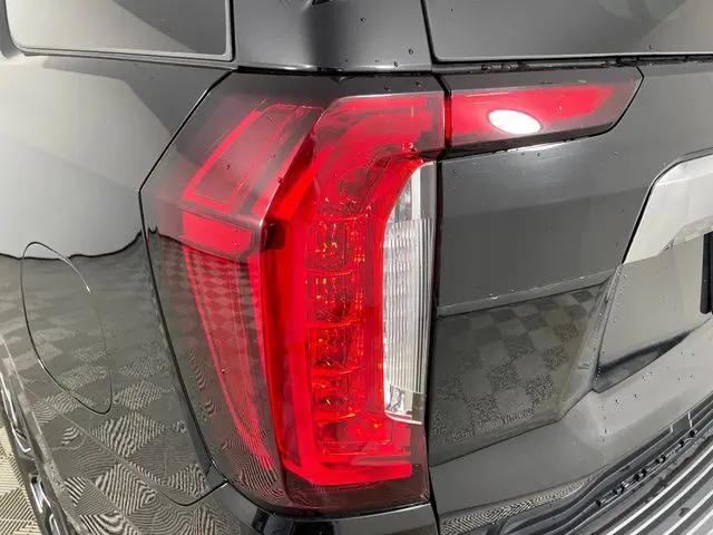 2023 GMC Yukon 4WD SLT