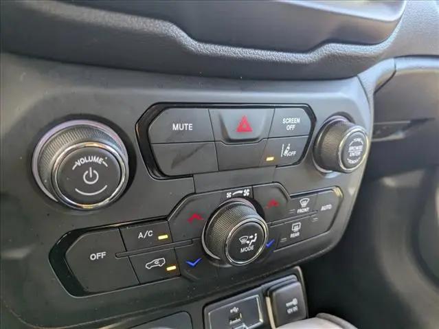2023 Jeep Renegade Latitude 4x4