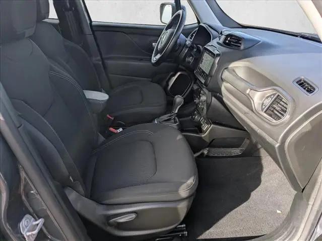 2023 Jeep Renegade Latitude 4x4