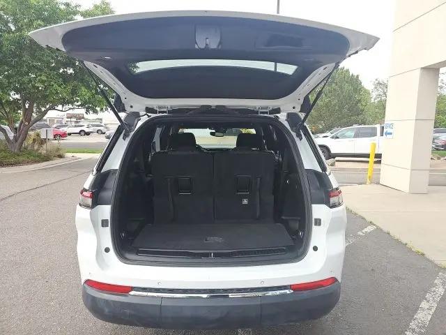 2024 Jeep Grand Cherokee L Laredo 4x4