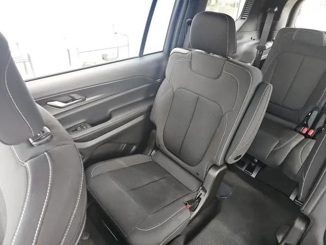 2024 Jeep Grand Cherokee L Laredo 4x4