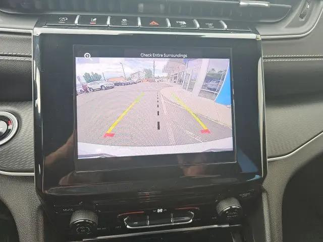 2024 Jeep Grand Cherokee L Laredo 4x4