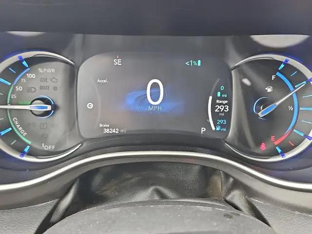 2023 Chrysler Pacifica Hybrid Touring L