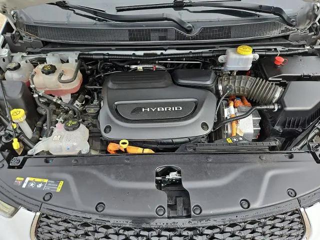 2023 Chrysler Pacifica Hybrid Touring L