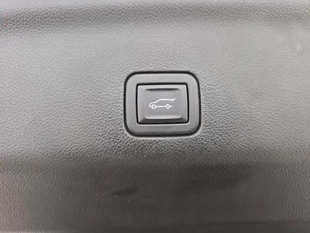 2023 Cadillac Escalade 4WD Sport Platinum