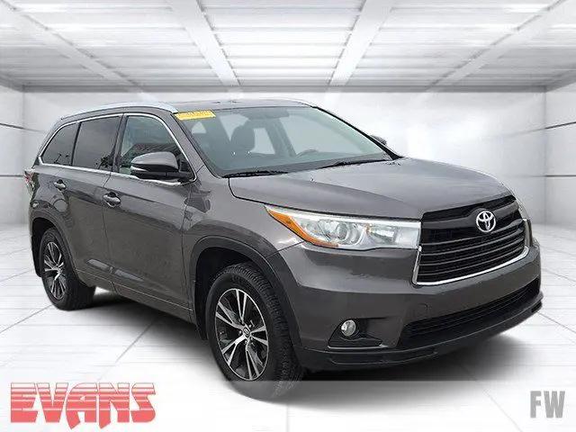 2016 Toyota Highlander XLE V6 for sale in Fort Wayne, IN
