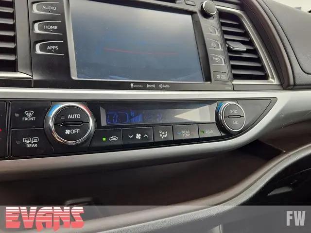 2016 Toyota Highlander XLE V6
