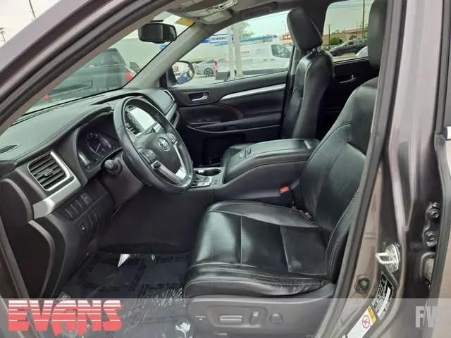 2016 Toyota Highlander XLE V6